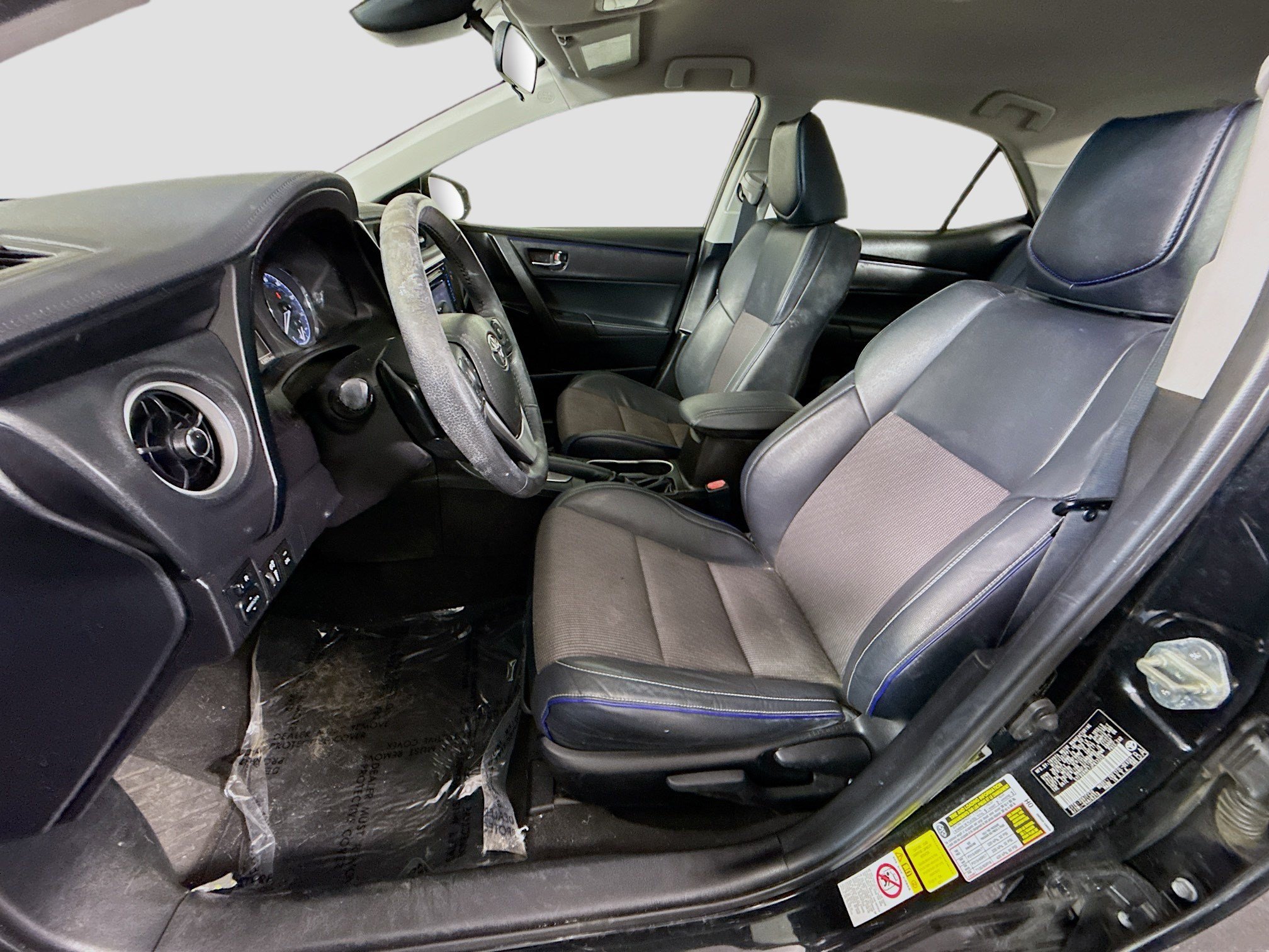 Used 2018 Toyota Corolla SE FWD image 21