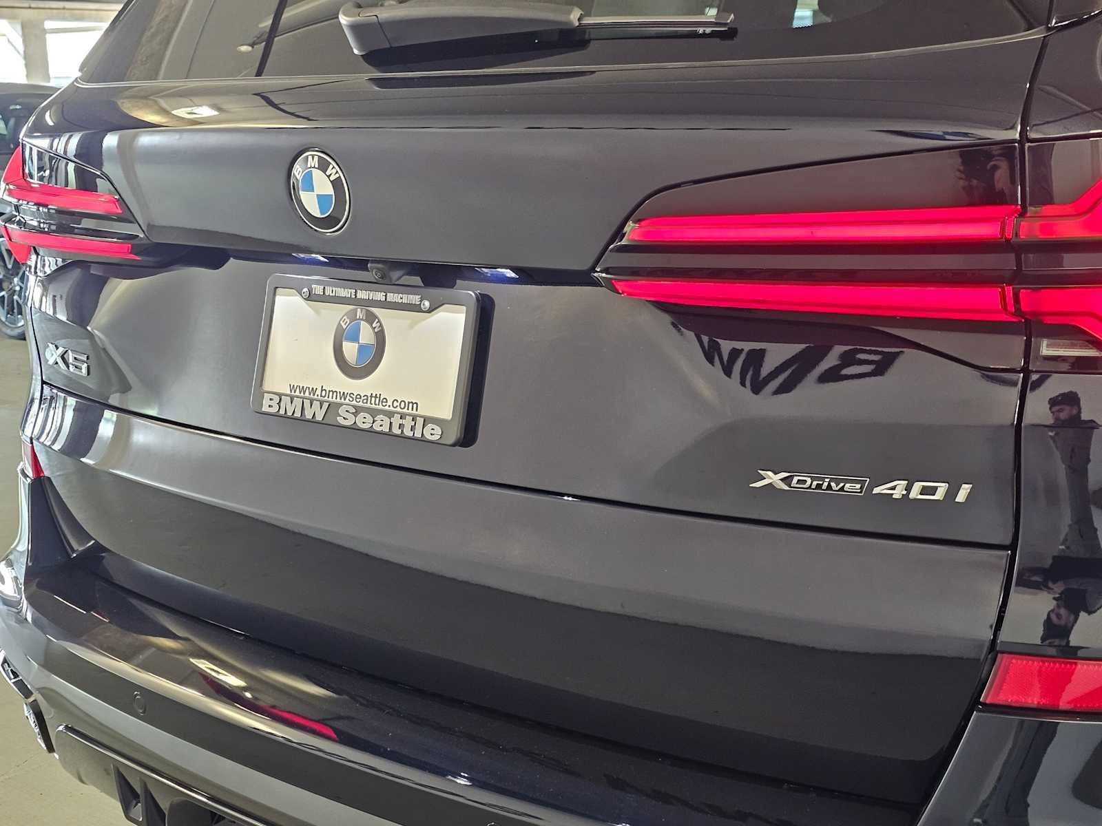 New 2026 BMW X5 xDrive40i w/ M Sport Package image 7