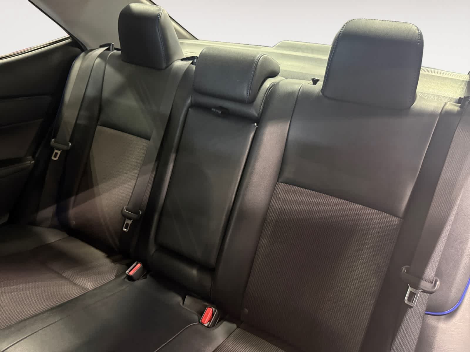 Used 2017 Toyota Corolla SE FWD image 14