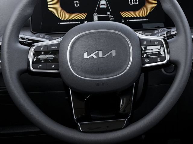 Used 2025 Kia Sorento LX FWD image 22