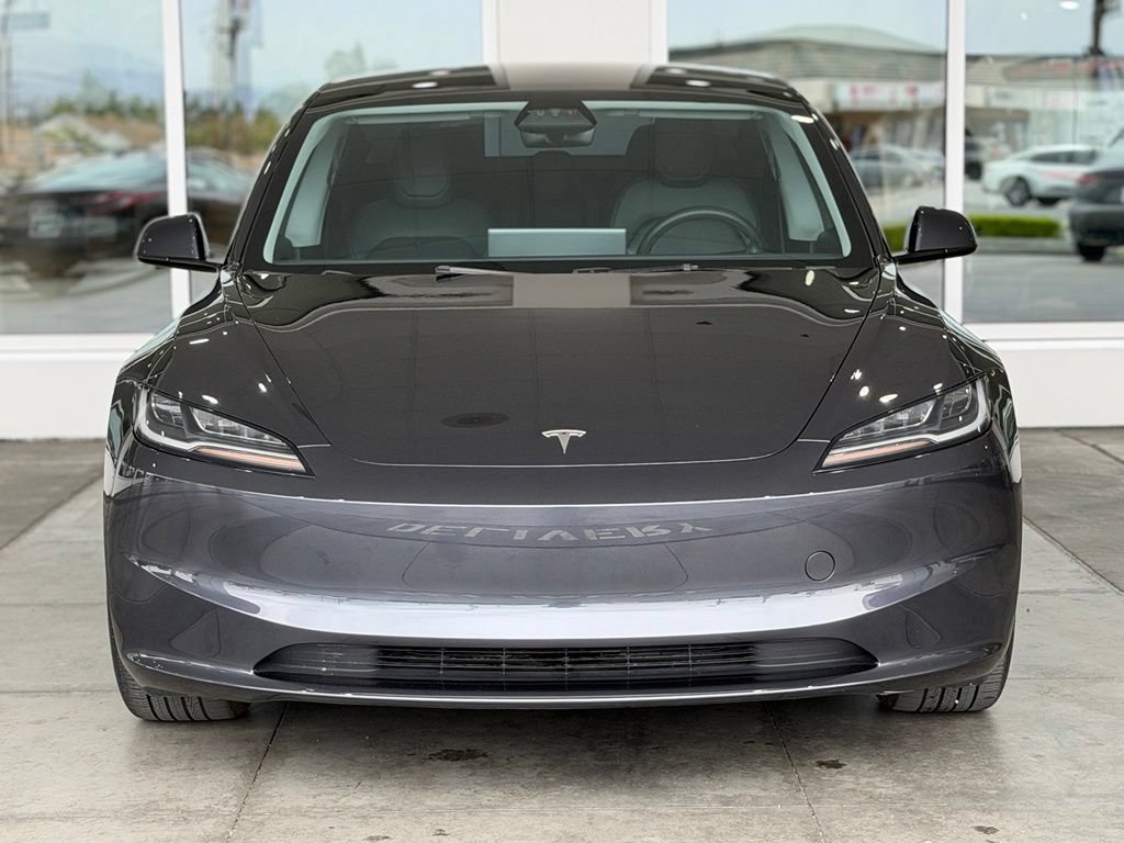 Used 2024 Tesla Model 3 Standard Range RWD image 4
