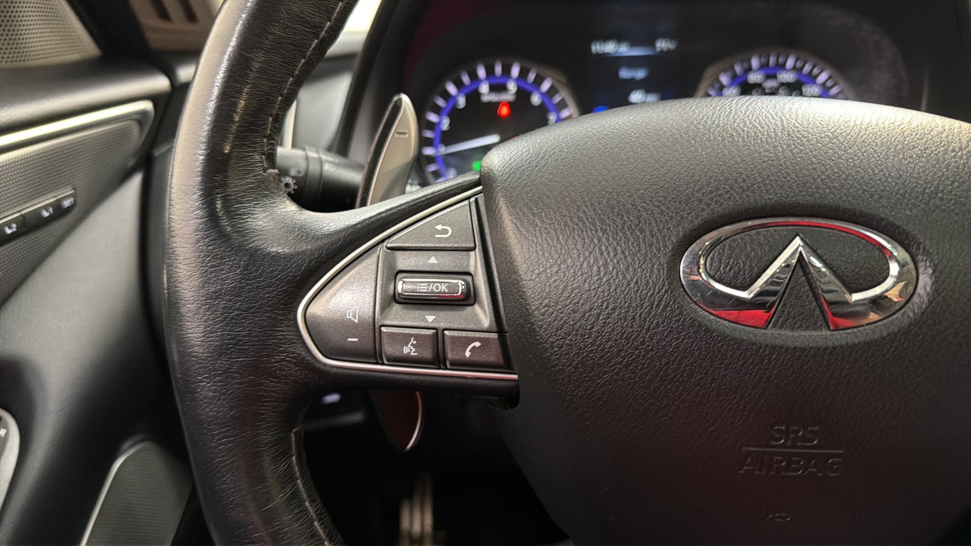 Used 2017 INFINITI Q50 Red Sport 400 RWD image 27