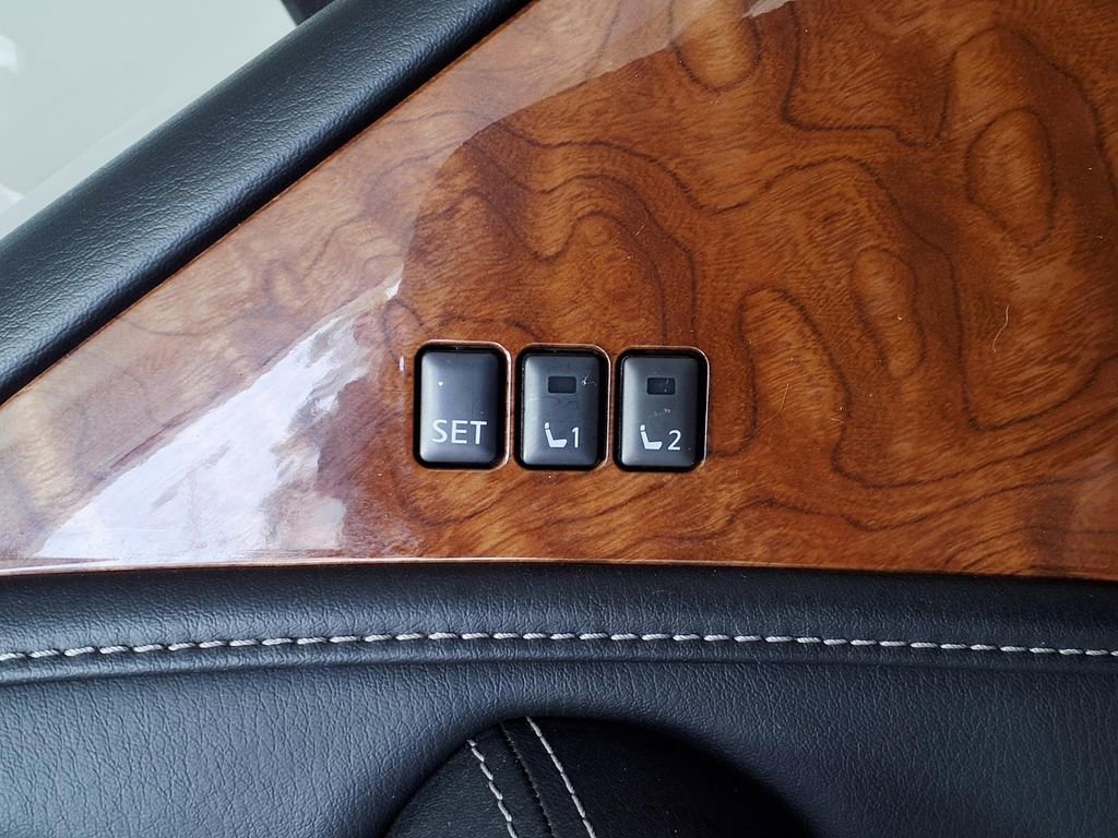 Used 2019 INFINITI QX80 Luxe w/ 22" Wheel Package RWD image 19