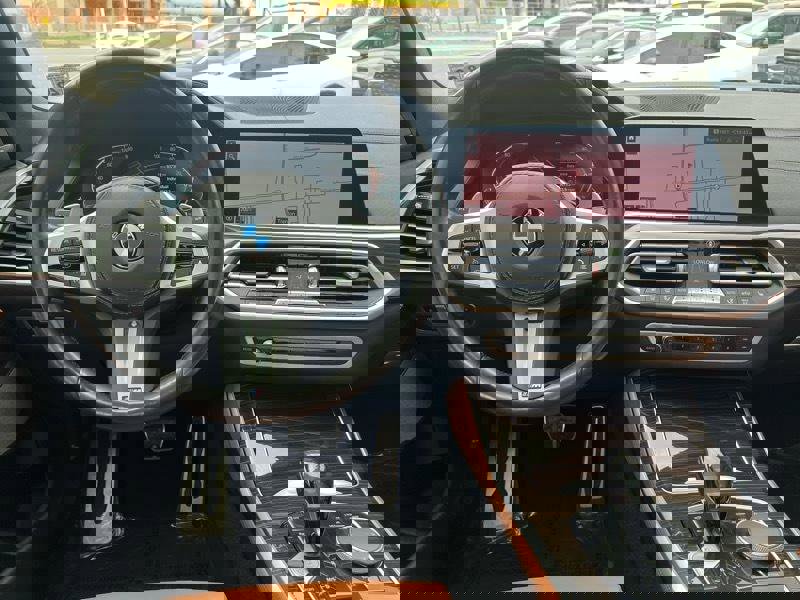 Used 2021 BMW X5 xDrive40i w/ M Sport Package AWD/4WD image 15