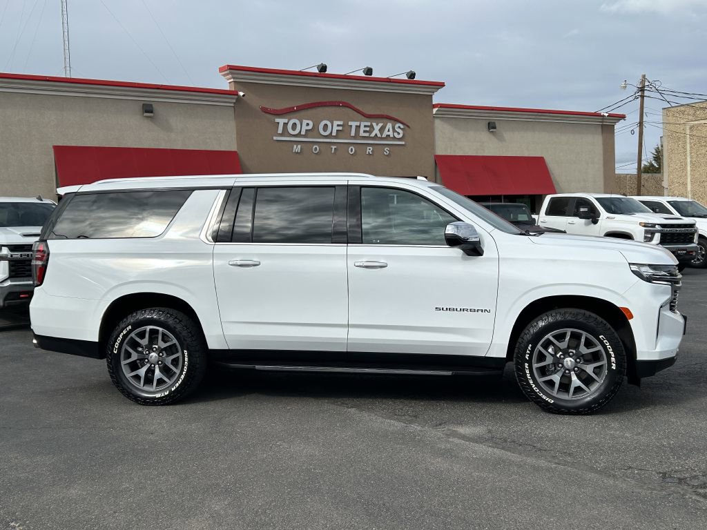 Used 2023 Chevrolet Suburban Premier image 9