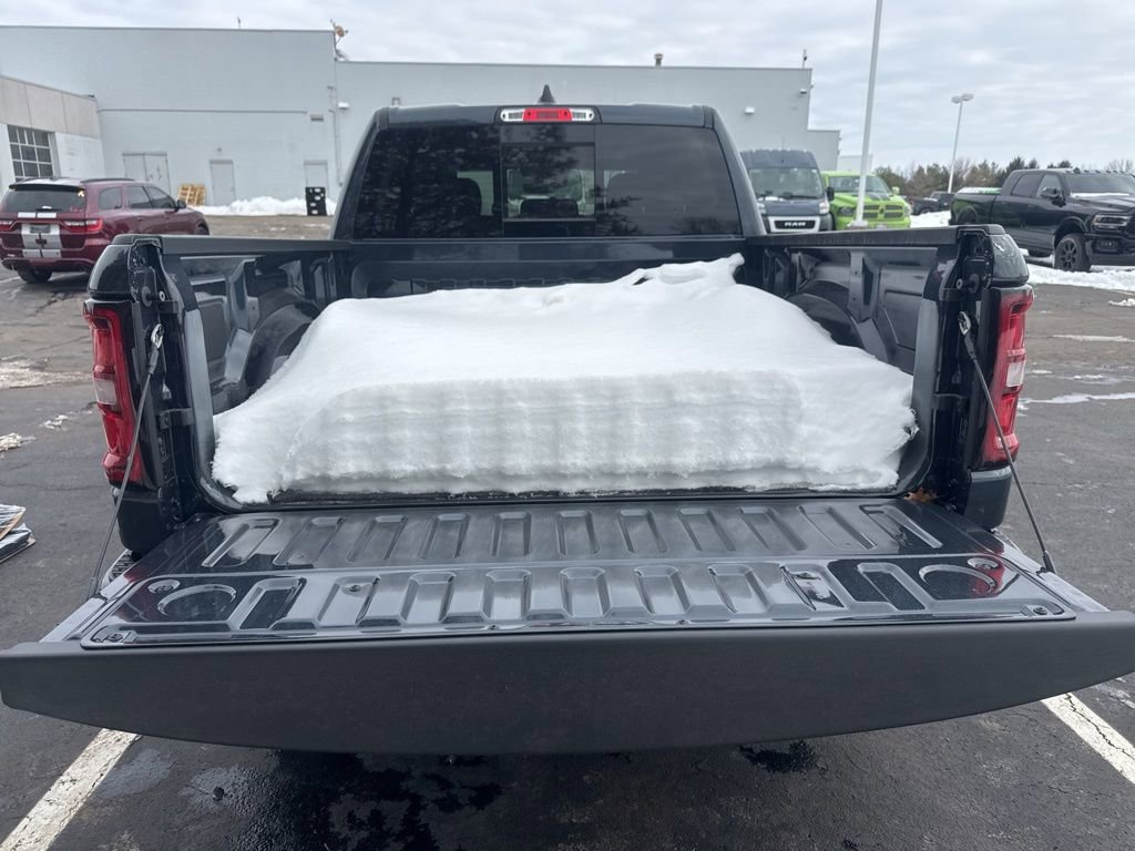 New 2026 RAM 1500 4x4 Crew Cab image 43