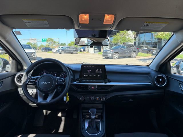 Used 2023 Kia Forte LXS FWD image 17