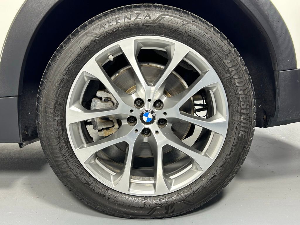 Used 2020 BMW X6 xDrive40i w/ Convenience Package image 43