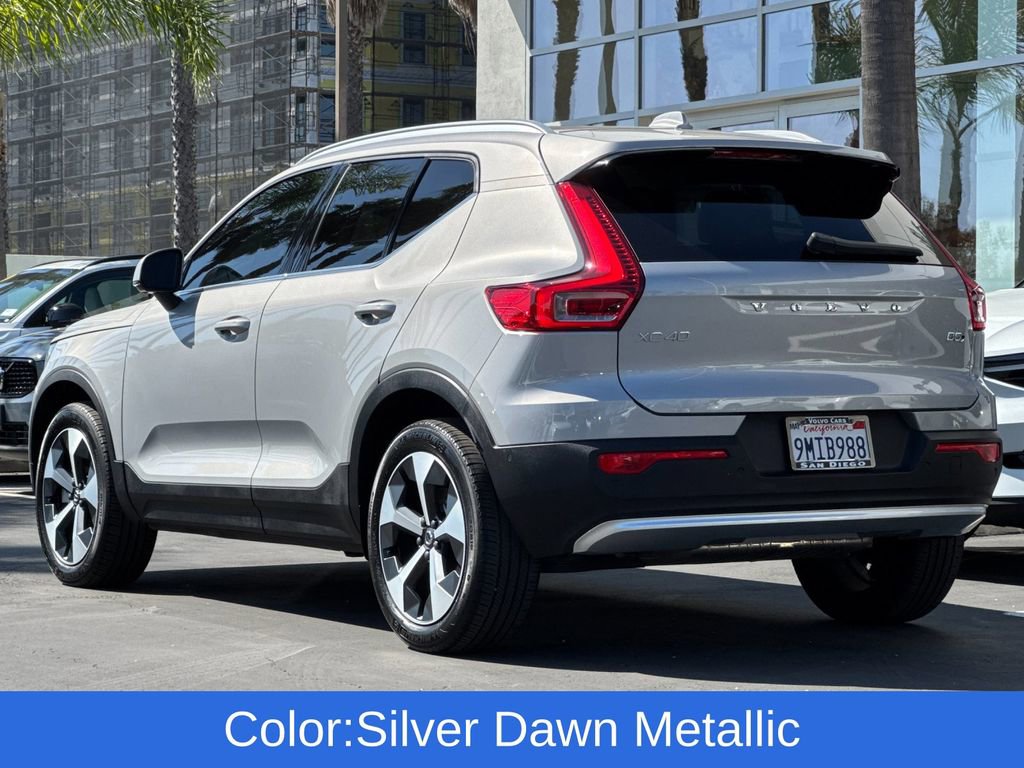 Certified 2024 Volvo XC40 B5 Plus image 3
