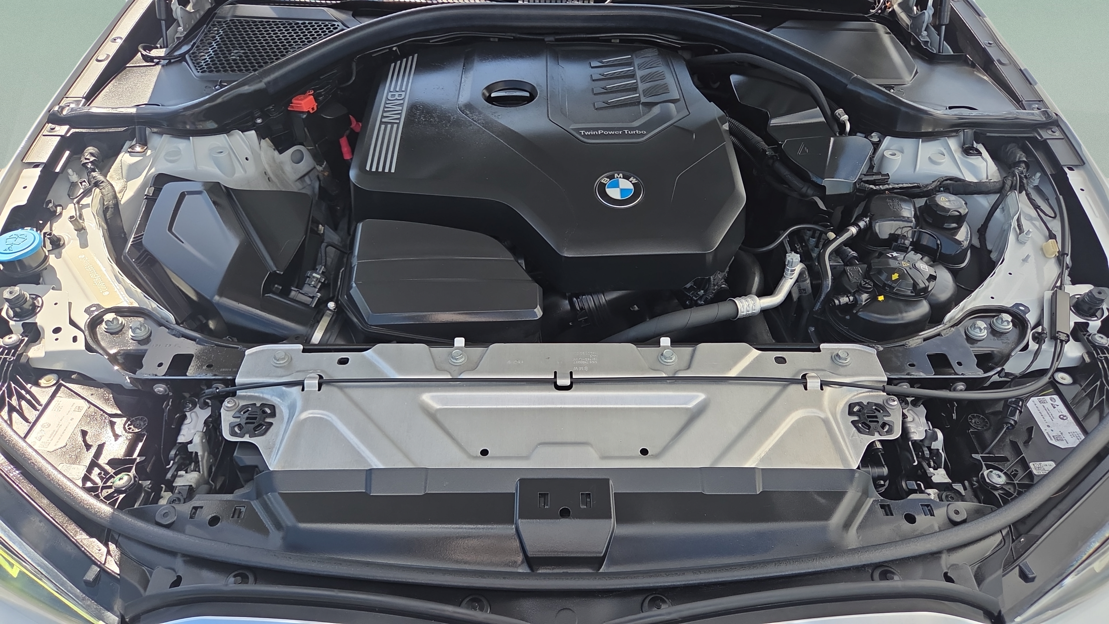 Used 2023 BMW 330i Sedan w/ Premium Package RWD image 19