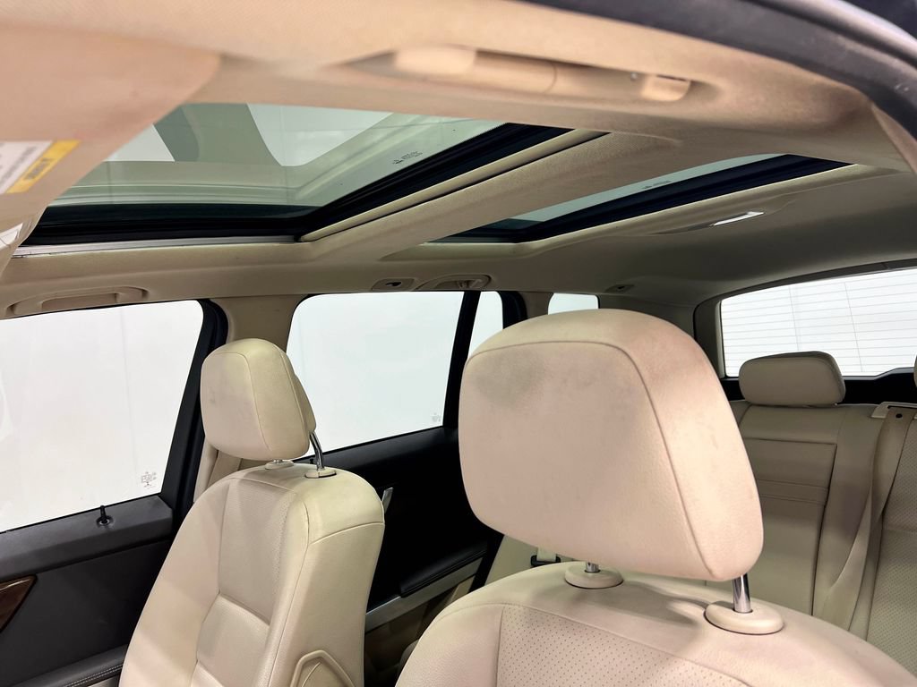 Used 2015 Mercedes-Benz GLK 350 4MATIC image 13