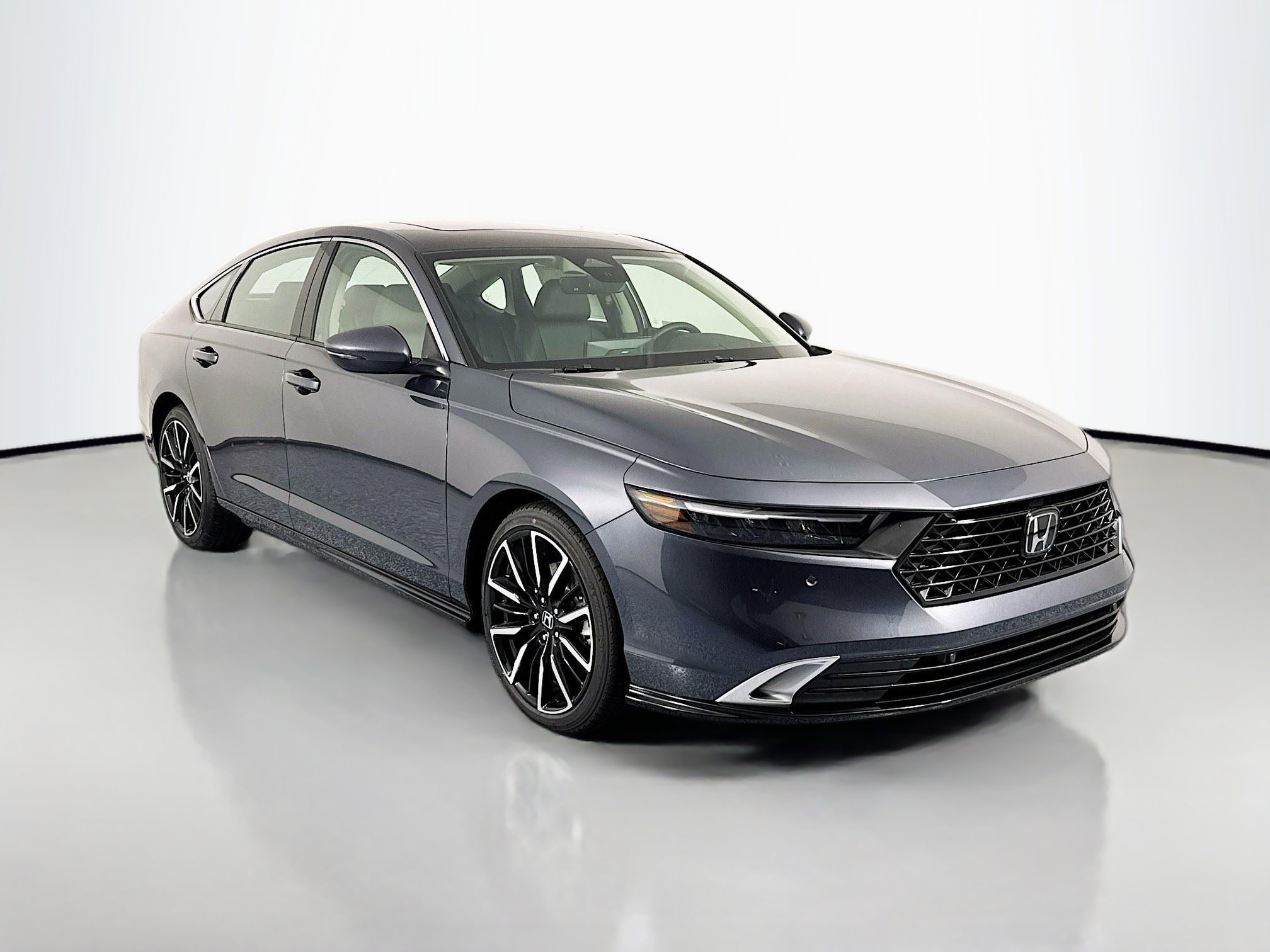 New 2025 Honda Accord Touring image 3