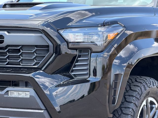 Used 2026 Toyota Tacoma TRD Sport AWD/4WD image 4