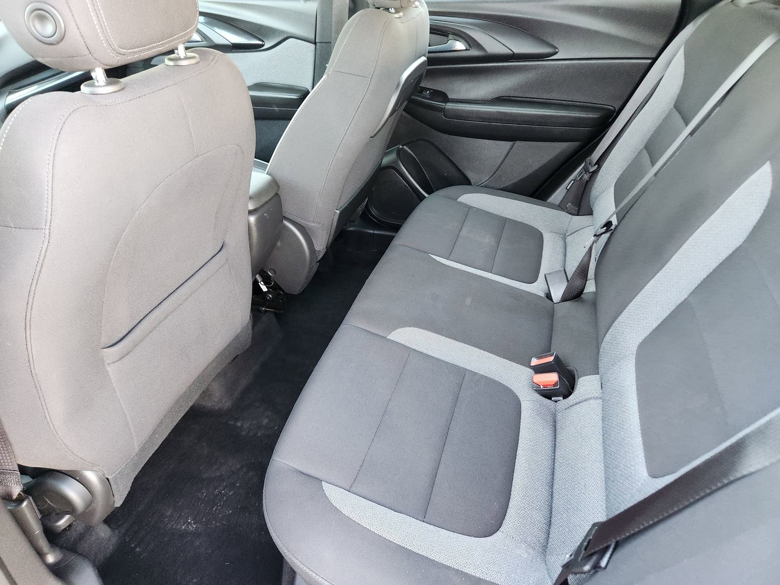 Used 2023 Chevrolet TrailBlazer LS image 34