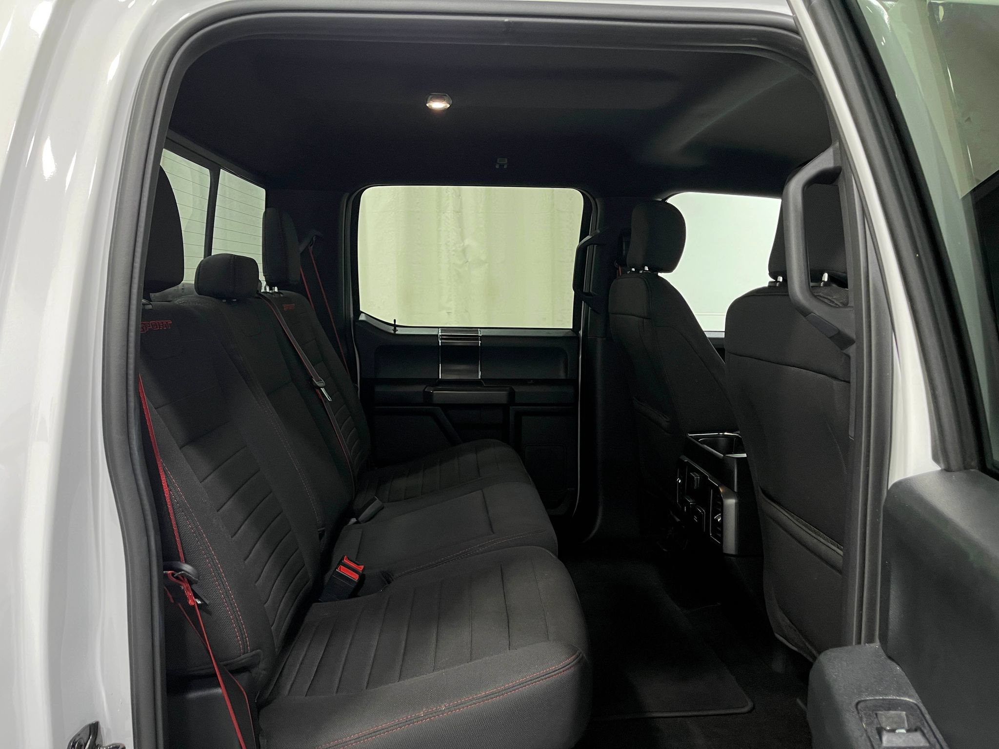 Used 2018 Ford F150 XLT w/ Equipment Group 302A Luxury AWD/4WD image 30