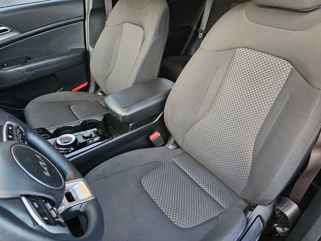 Certified 2023 Kia Sportage LX image 23