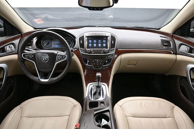 Used 2017 Buick Regal Premium w/ Driver Confidence Package #1 FWD image 12