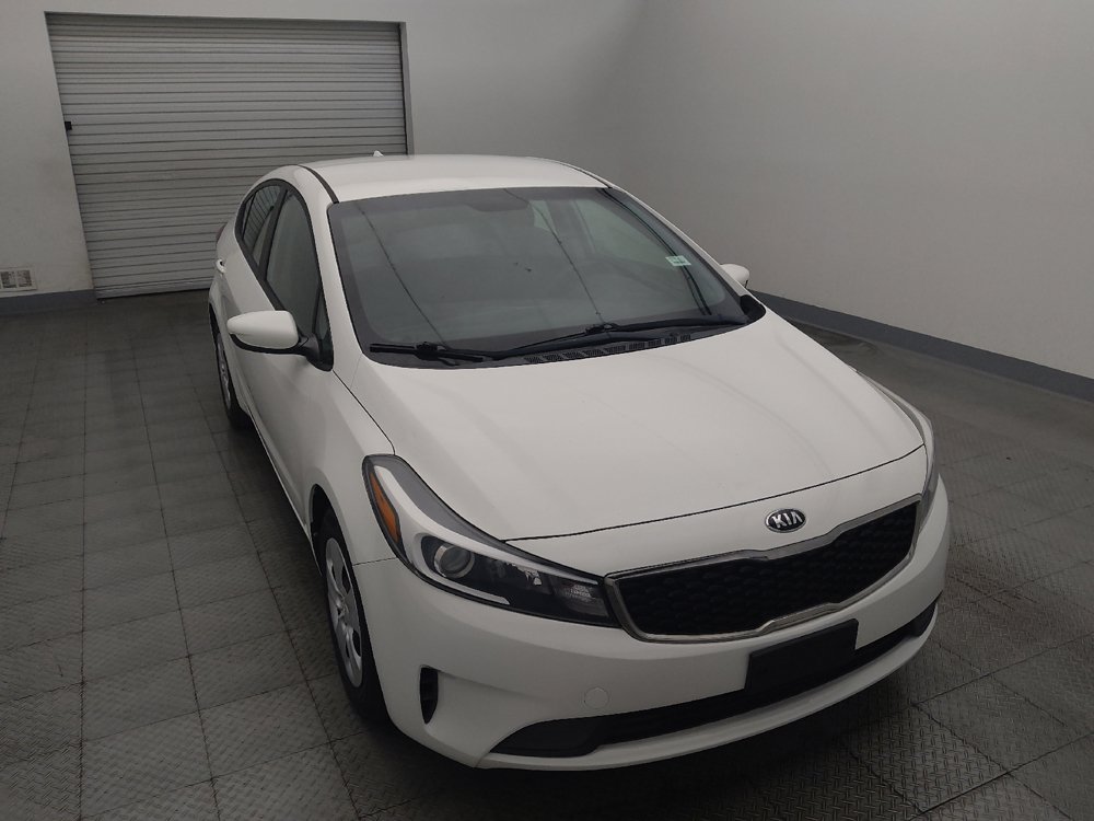 Used 2017 Kia Forte LX FWD image 14