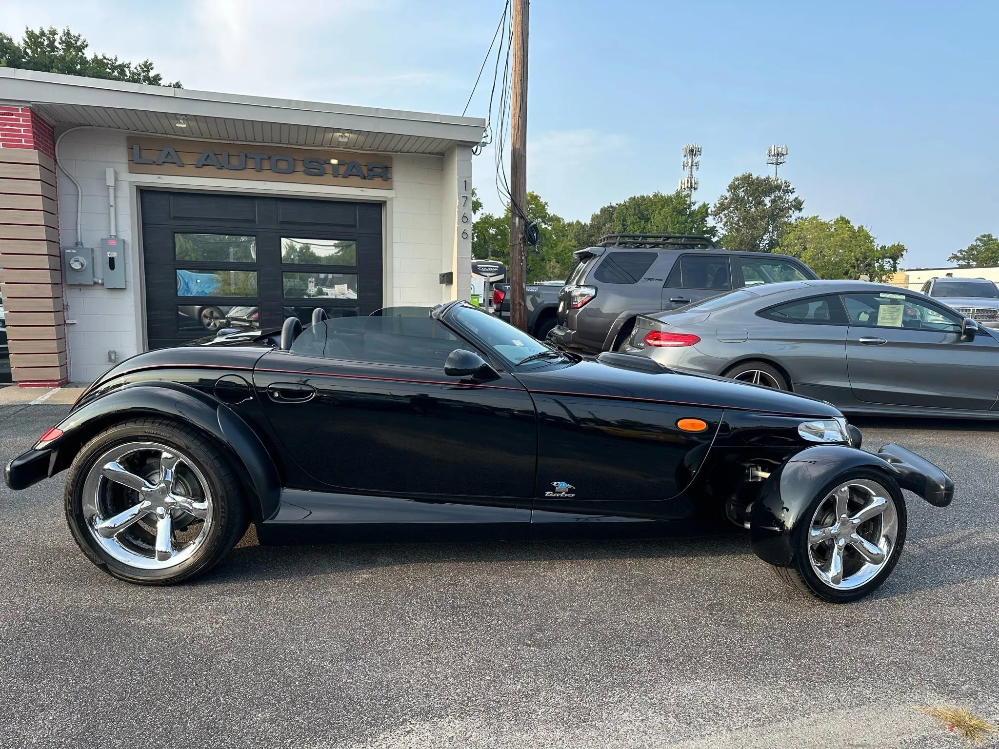 Used 2000 Plymouth Prowler RWD image 4