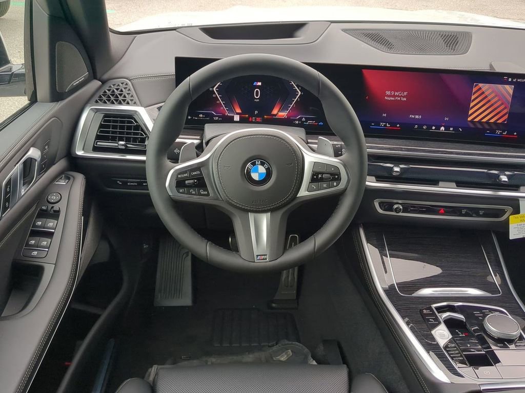 New 2026 BMW X5 sDrive40i image 16