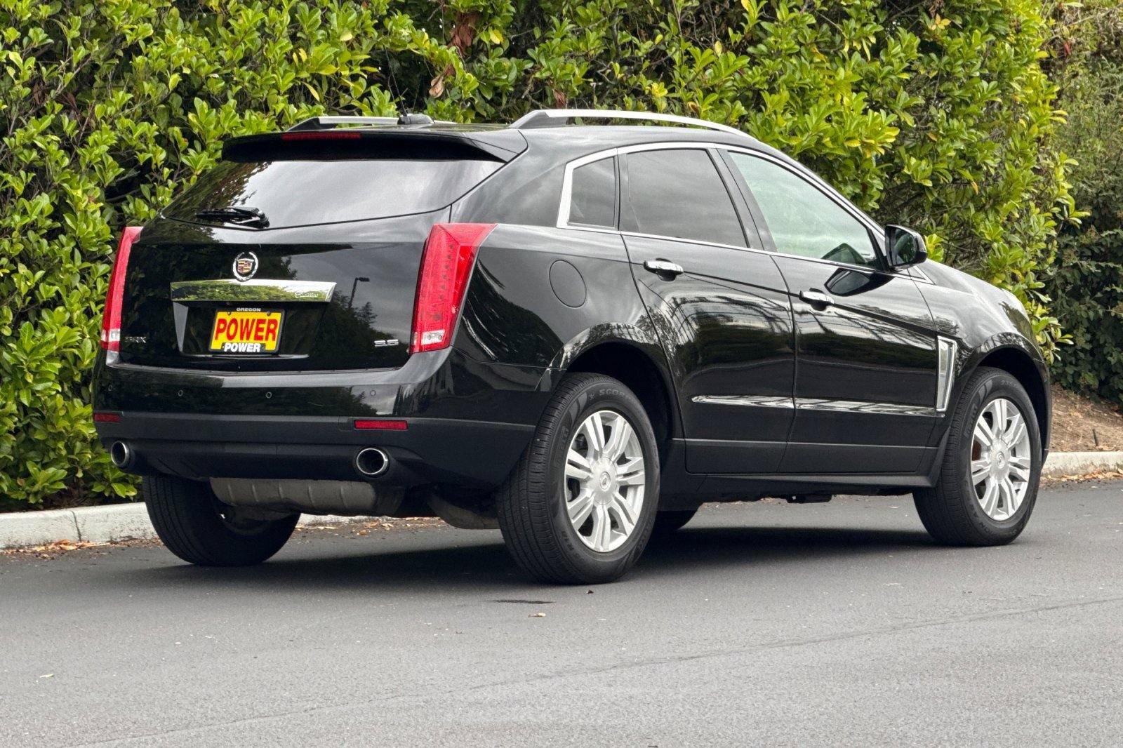 Used 2016 Cadillac SRX Luxury w/ Driver Awareness Package FWD image 4