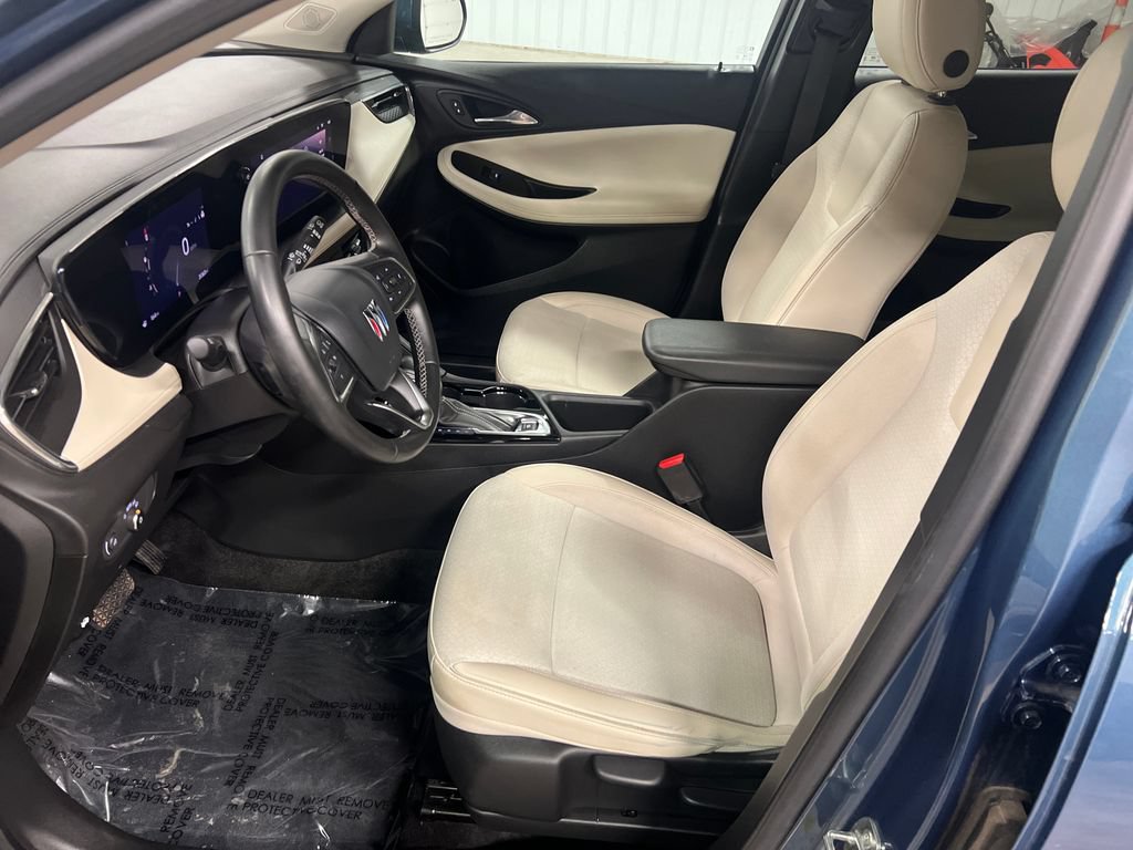 Certified 2024 Buick Encore GX Preferred FWD image 13