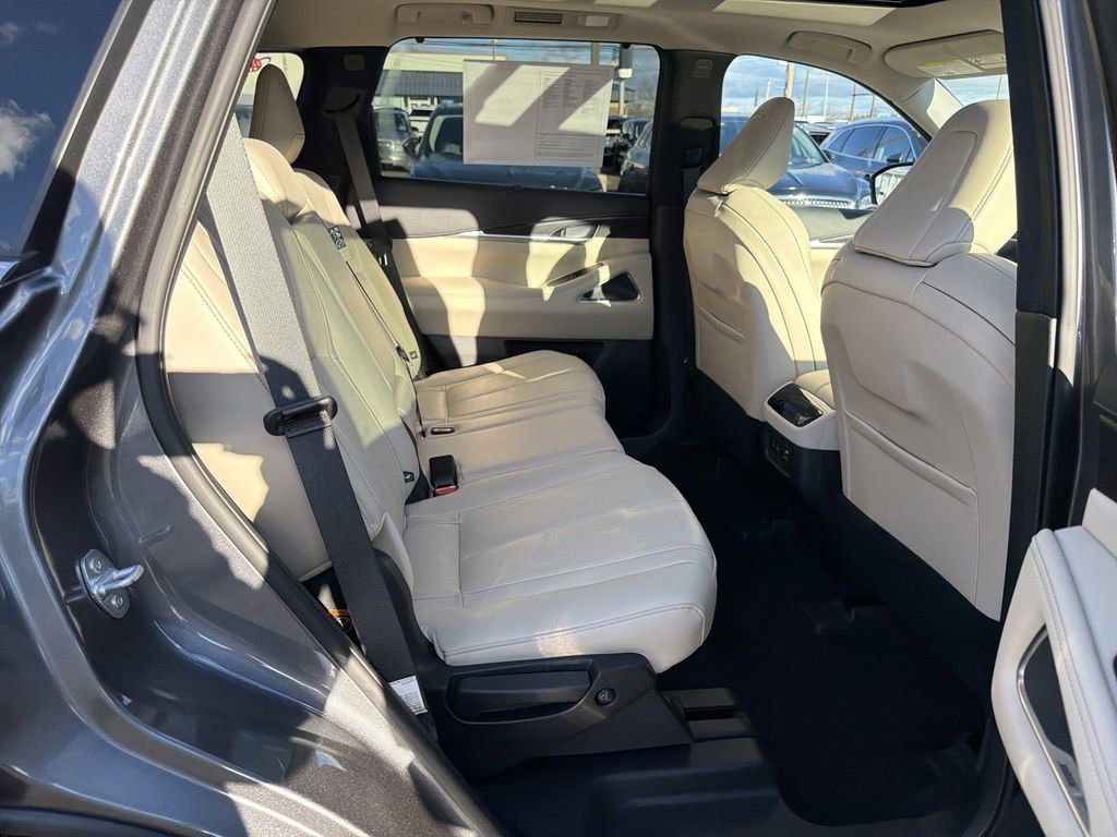 Used 2022 INFINITI QX60 Sensory w/ Vision Package image 17