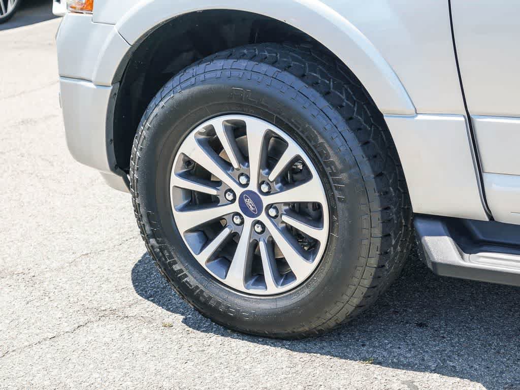 Used 2017 Ford Expedition EL XLT AWD/4WD image 9