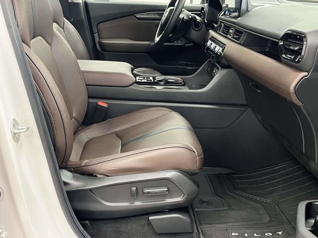 Used 2023 Honda Pilot Elite image 28