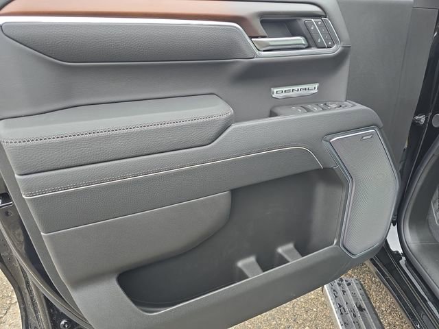 New 2026 GMC Sierra 1500 Denali w/ Denali Reserve Package image 22
