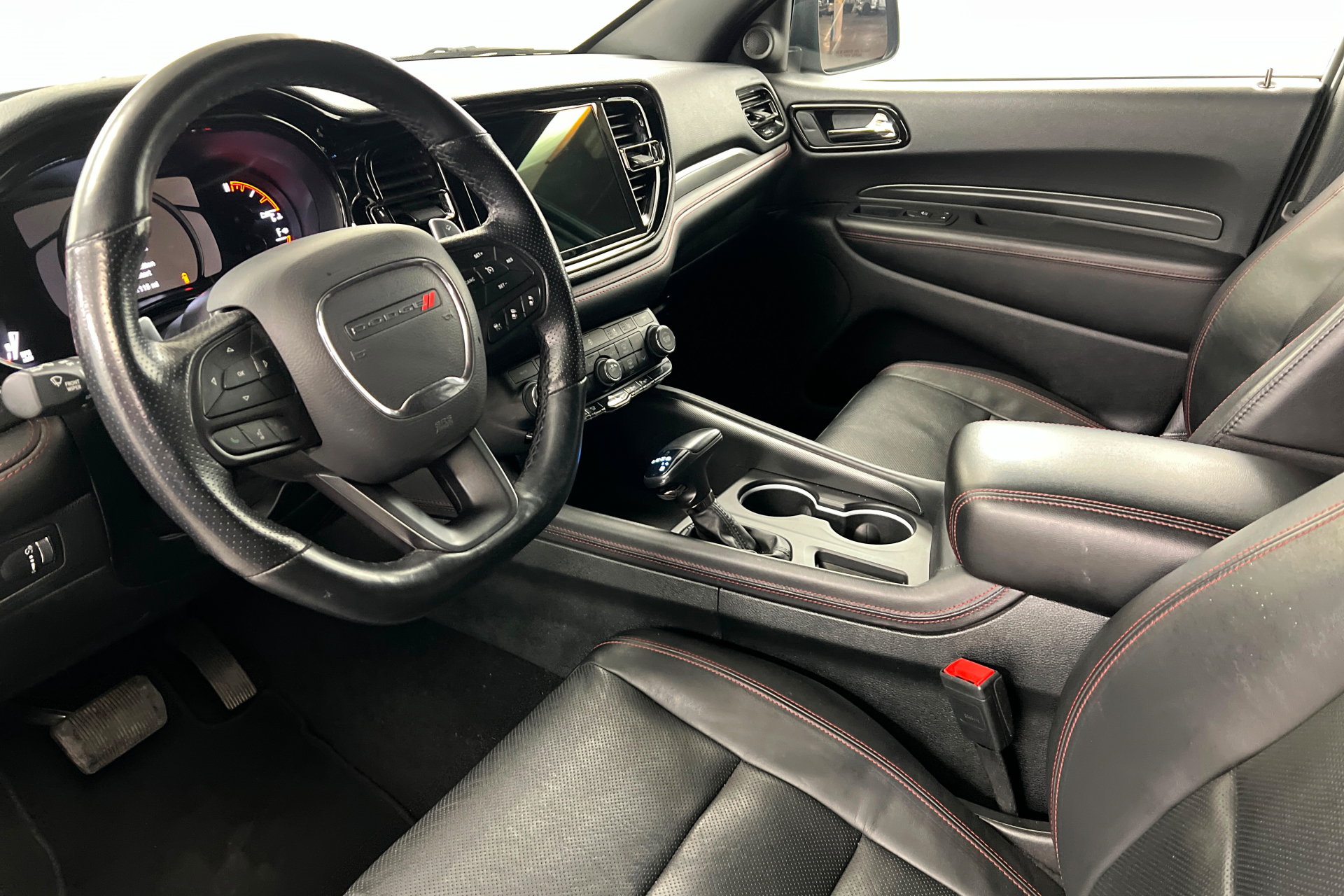 Used 2024 Dodge Durango GT AWD/4WD image 15