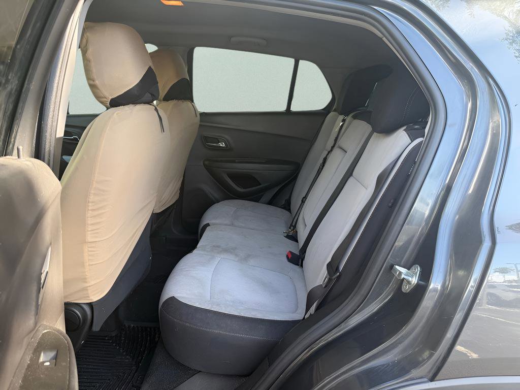 Used 2019 Chevrolet Trax LT w/ LPO, Cargo Package FWD image 11