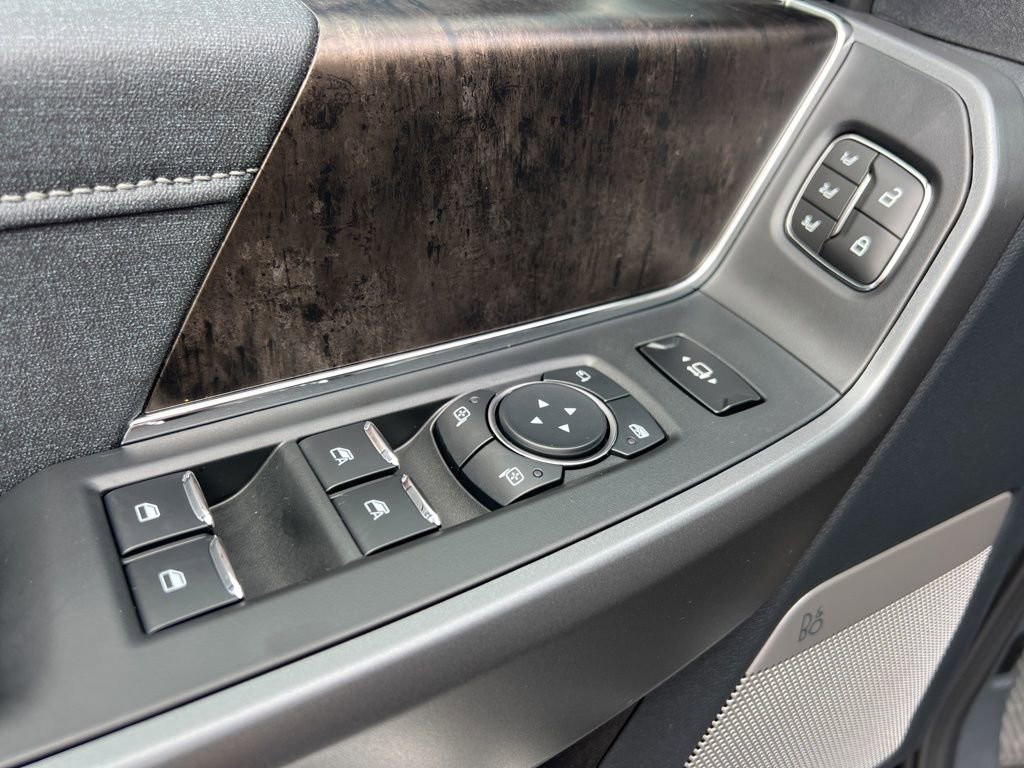 New 2026 Ford F250 Lariat w/ FX4 Off-Road Package image 14