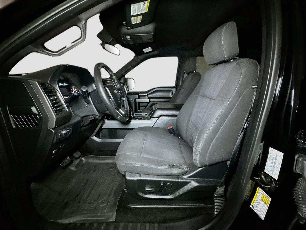 Used 2018 Ford F150 XLT w/ Equipment Group 302A Luxury AWD/4WD image 16