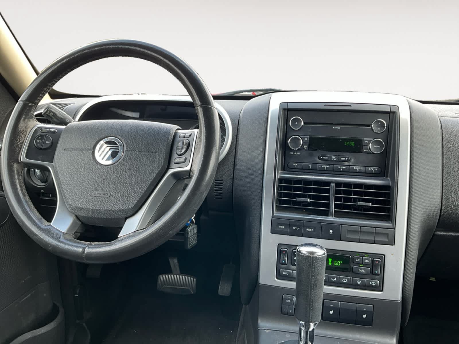 Used 2010 Mercury Mountaineer 2WD image 10