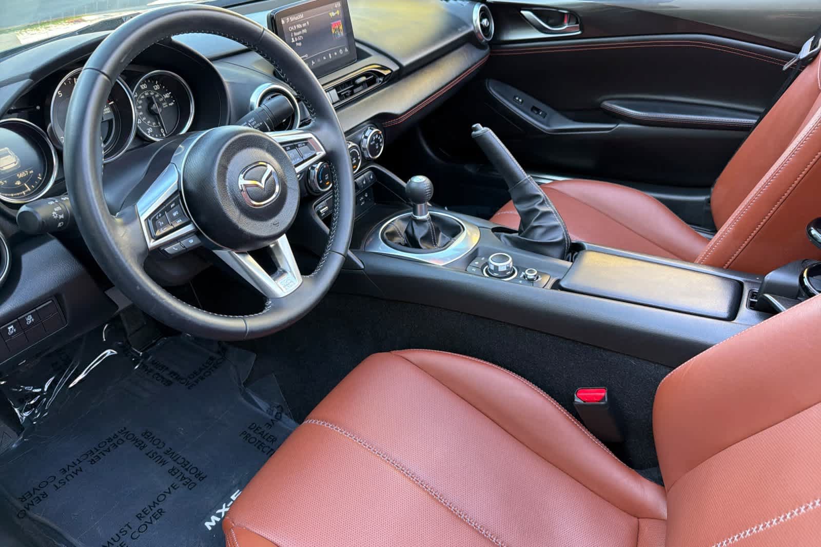Used 2022 MAZDA MX-5 Miata RF Grand Touring RWD image 10