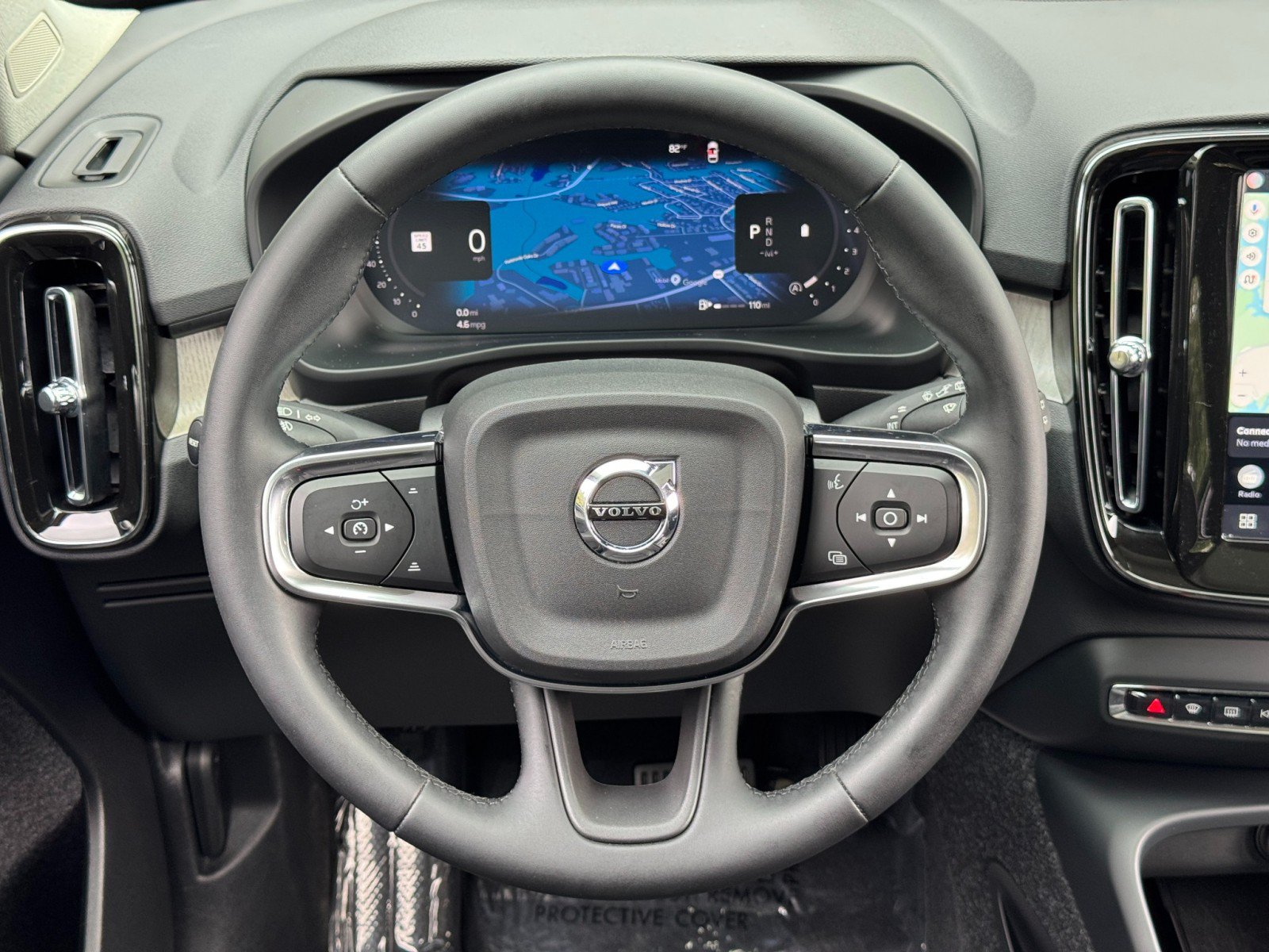 Used 2025 Volvo XC40 B5 Core w/ Climate Package AWD/4WD image 17