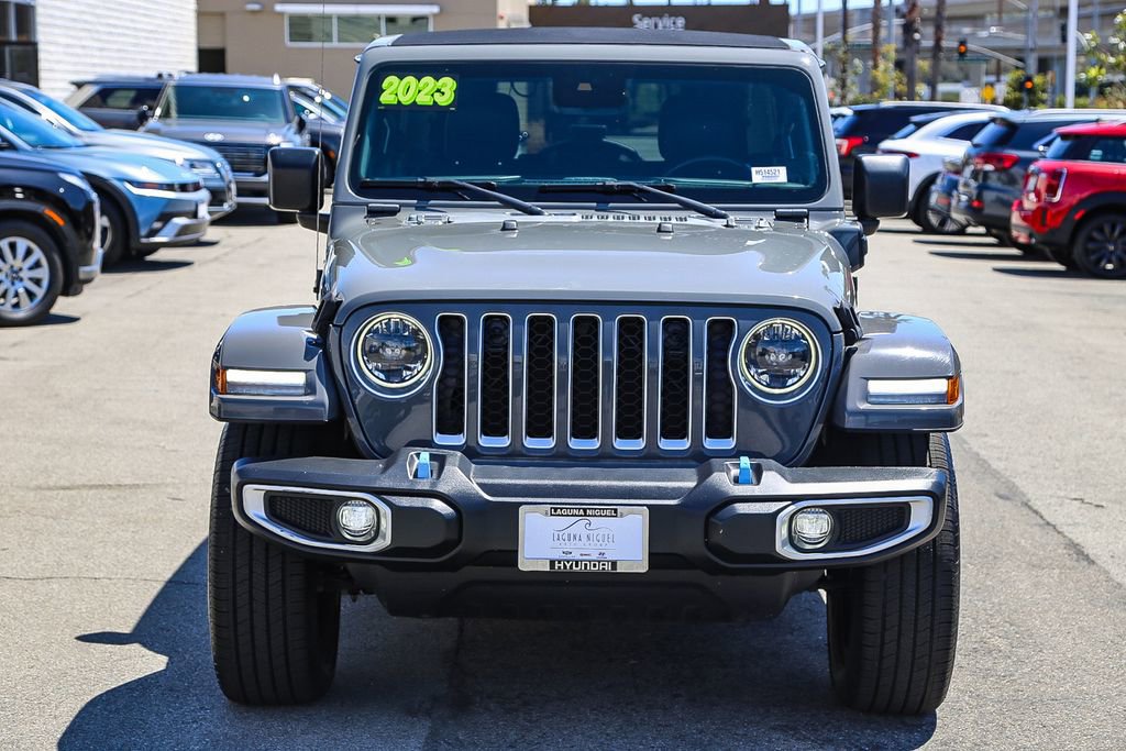 Used 2023 Jeep Wrangler Unlimited Sahara w/ Cold Weather Group AWD/4WD image 2