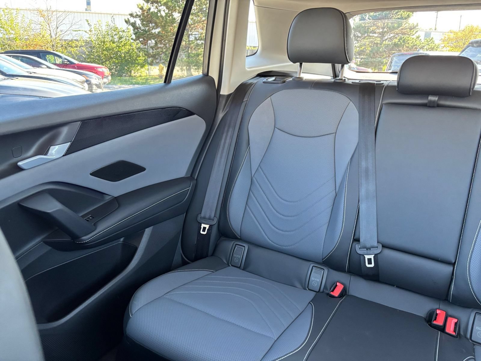 Used 2026 Volkswagen Tiguan SE AWD/4WD image 41