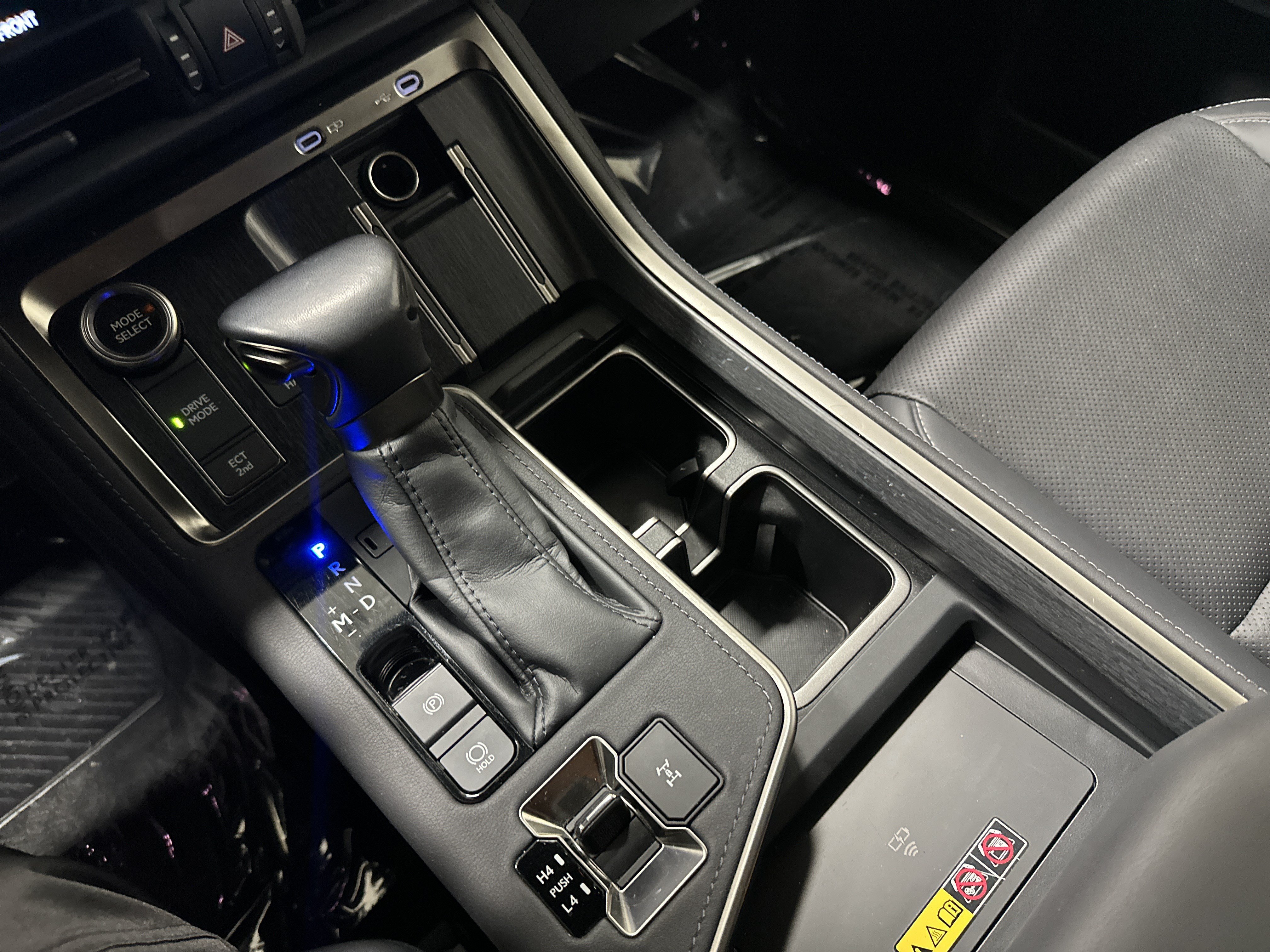 Certified 2024 Lexus GX 550 w/ Accessory Package (2T) AWD/4WD image 26