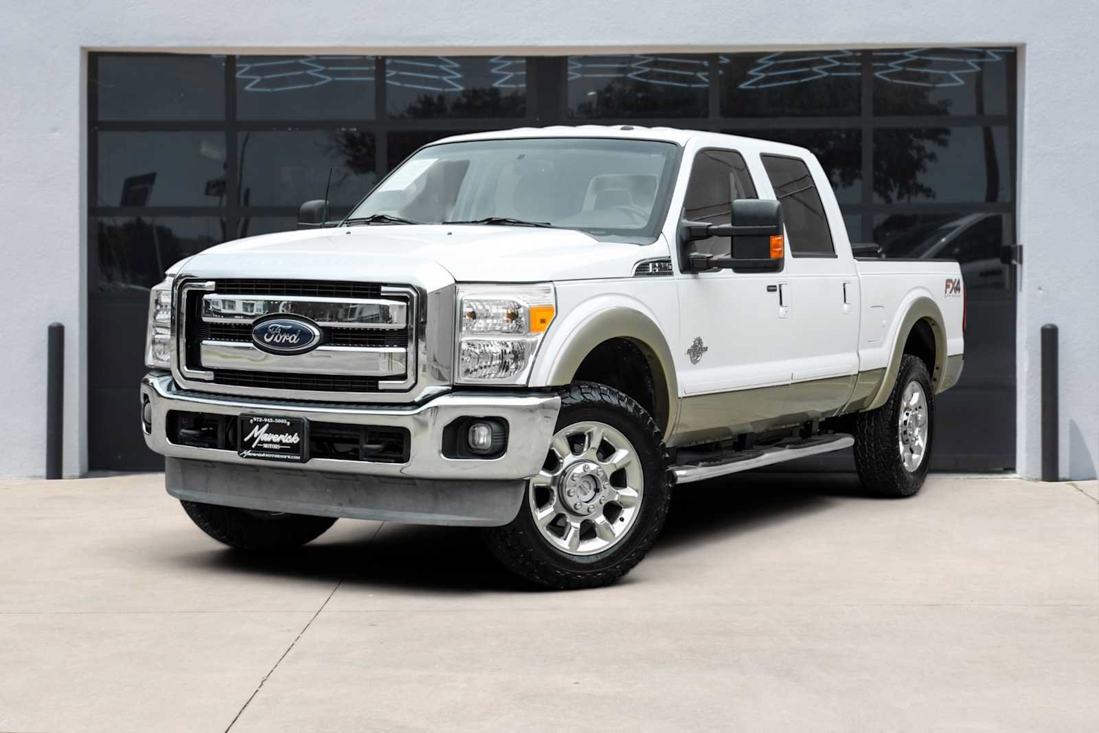 Used 2012 Ford F250 Lariat w/ FX4 Off Road Pkg AWD/4WD image 1