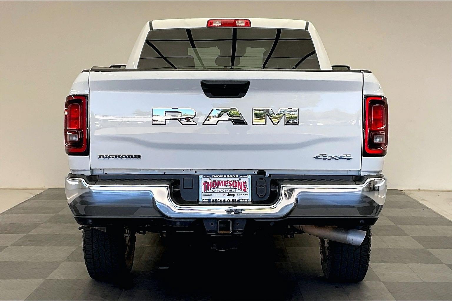 Used 2025 RAM 2500 Big Horn AWD/4WD image 3