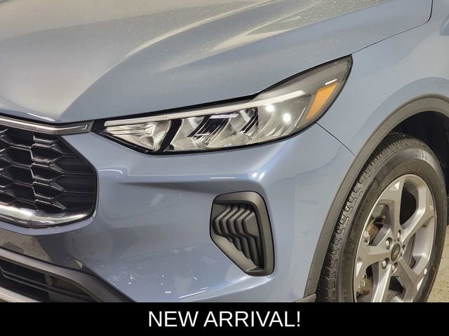 Used 2026 Ford Escape ST-Line AWD/4WD image 9