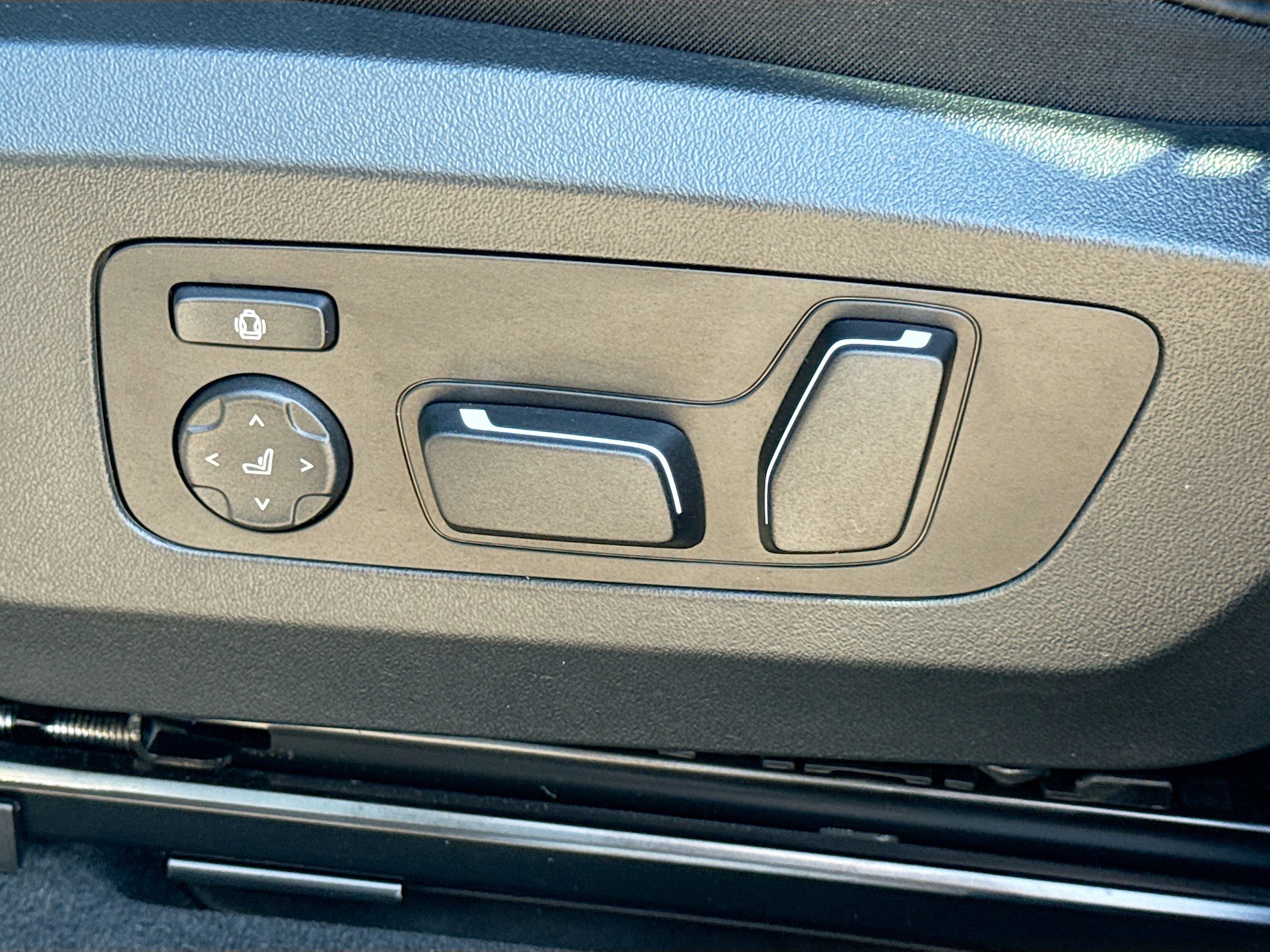 Used 2026 BMW X3 xDrive30 w/ M Sport Package AWD/4WD image 25