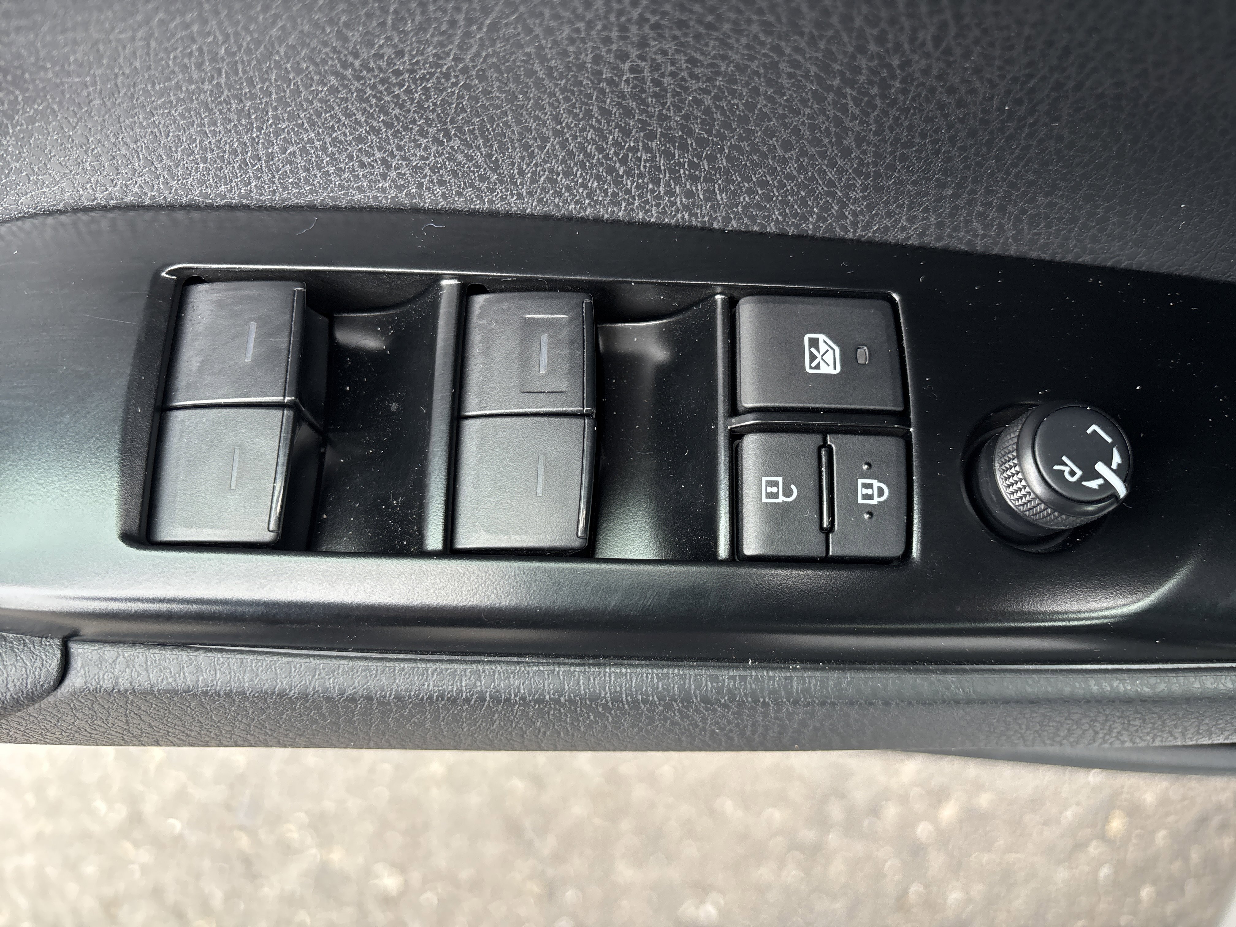 Certified 2025 Toyota Camry LE FWD image 17