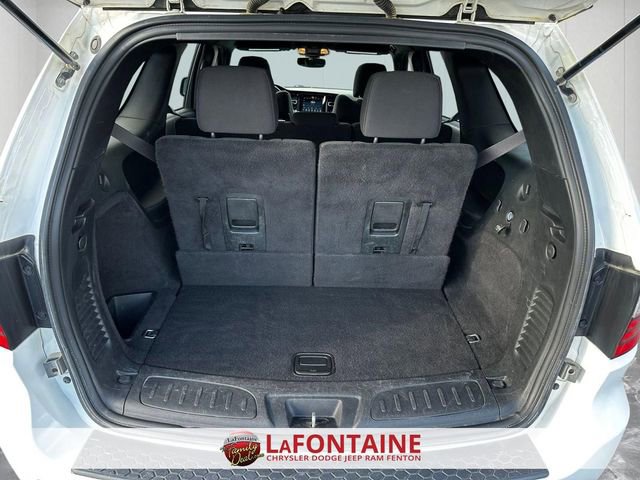 Used 2022 Dodge Durango SXT w/ Blacktop Package AWD/4WD image 29