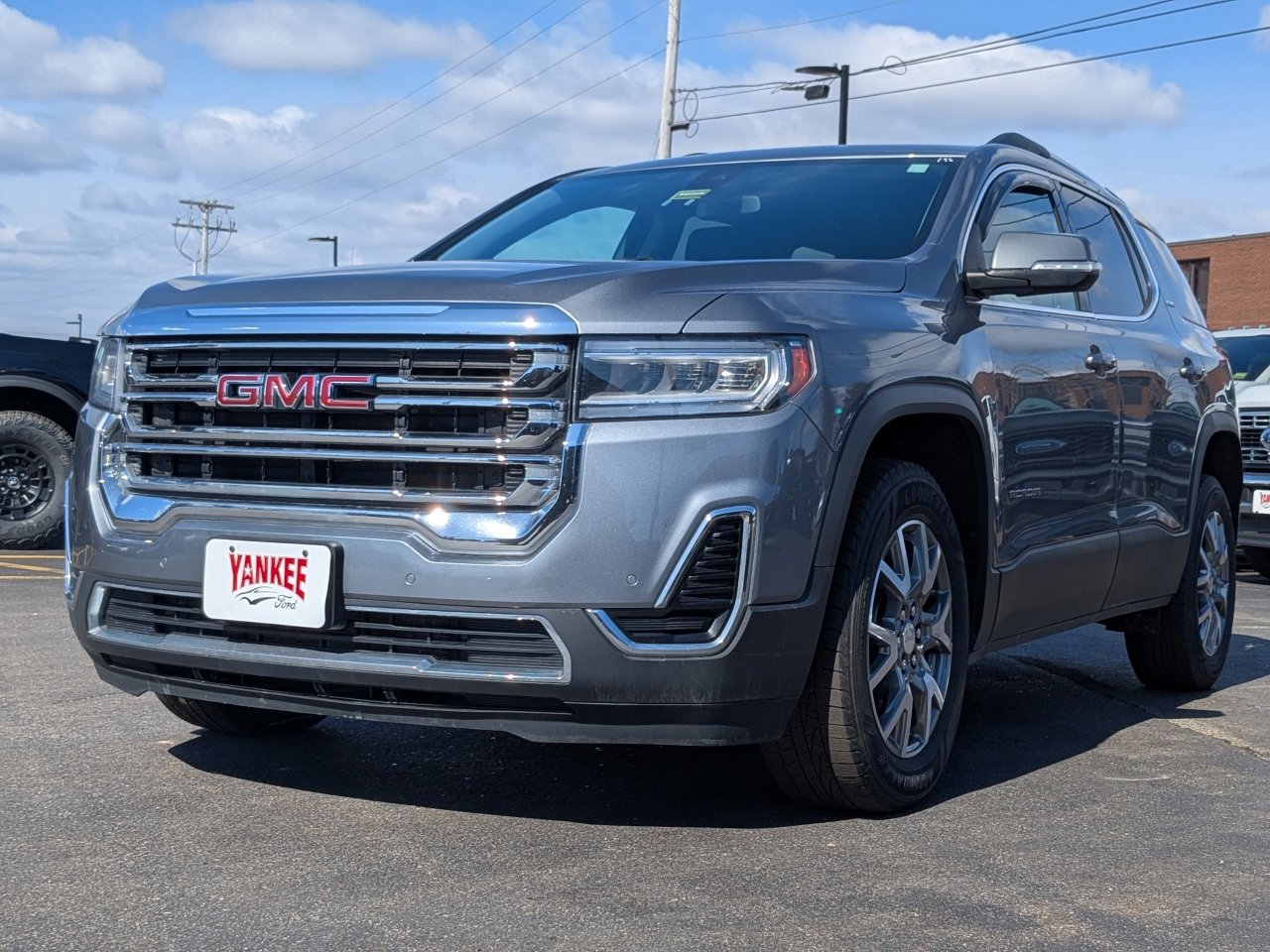 Used 2021 GMC Acadia SLE w/ Driver Convenience Package image 8