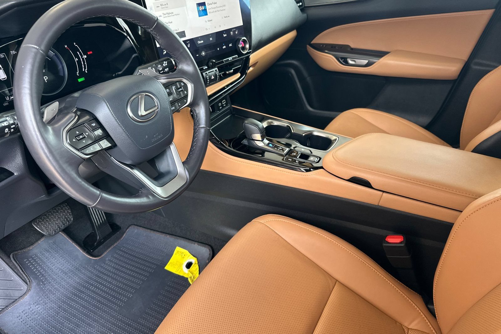 Certified 2025 Lexus NX 350h AWD w/ Cold Area Package image 7