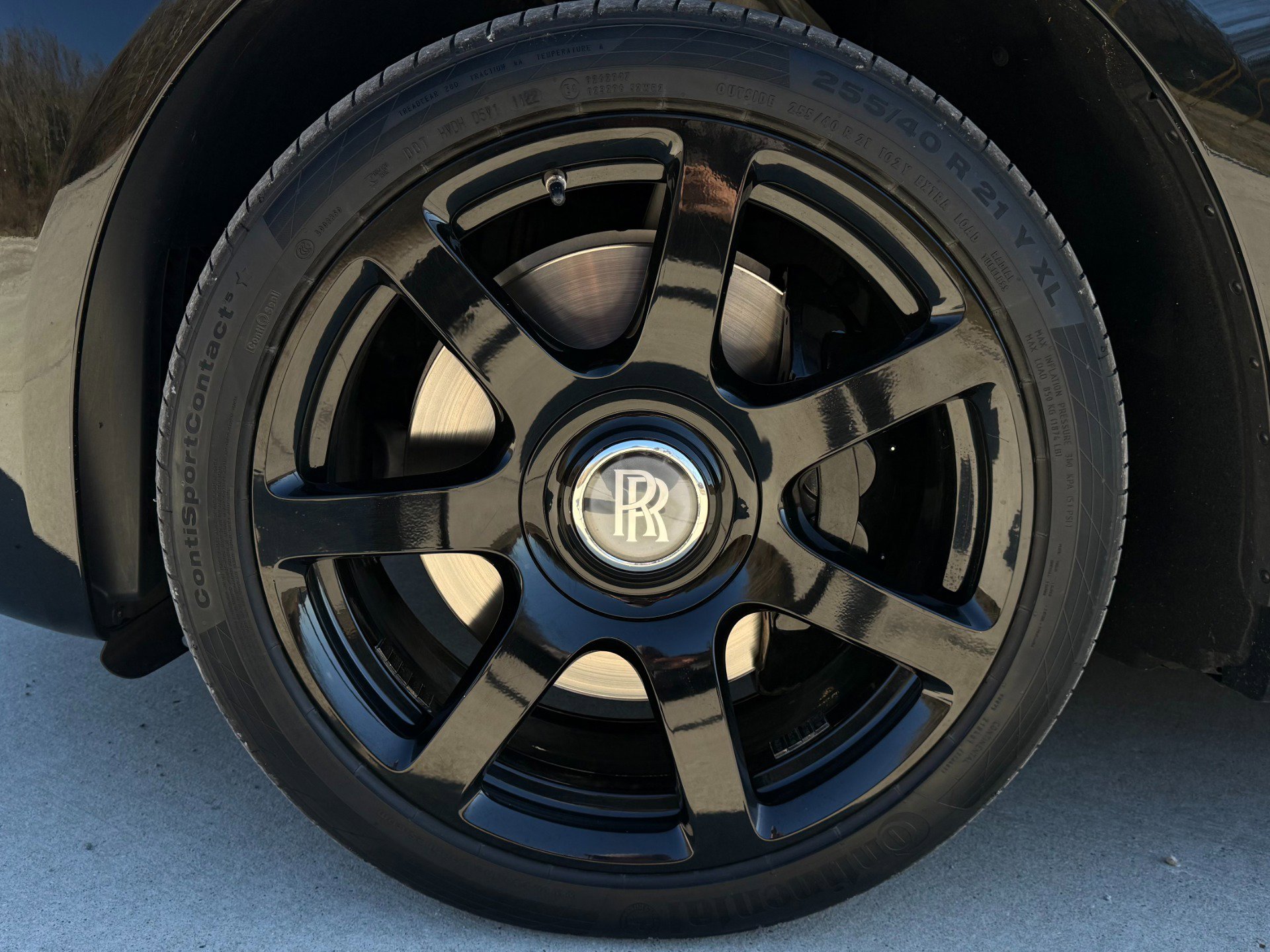 Used 2014 Rolls-Royce Wraith image 42