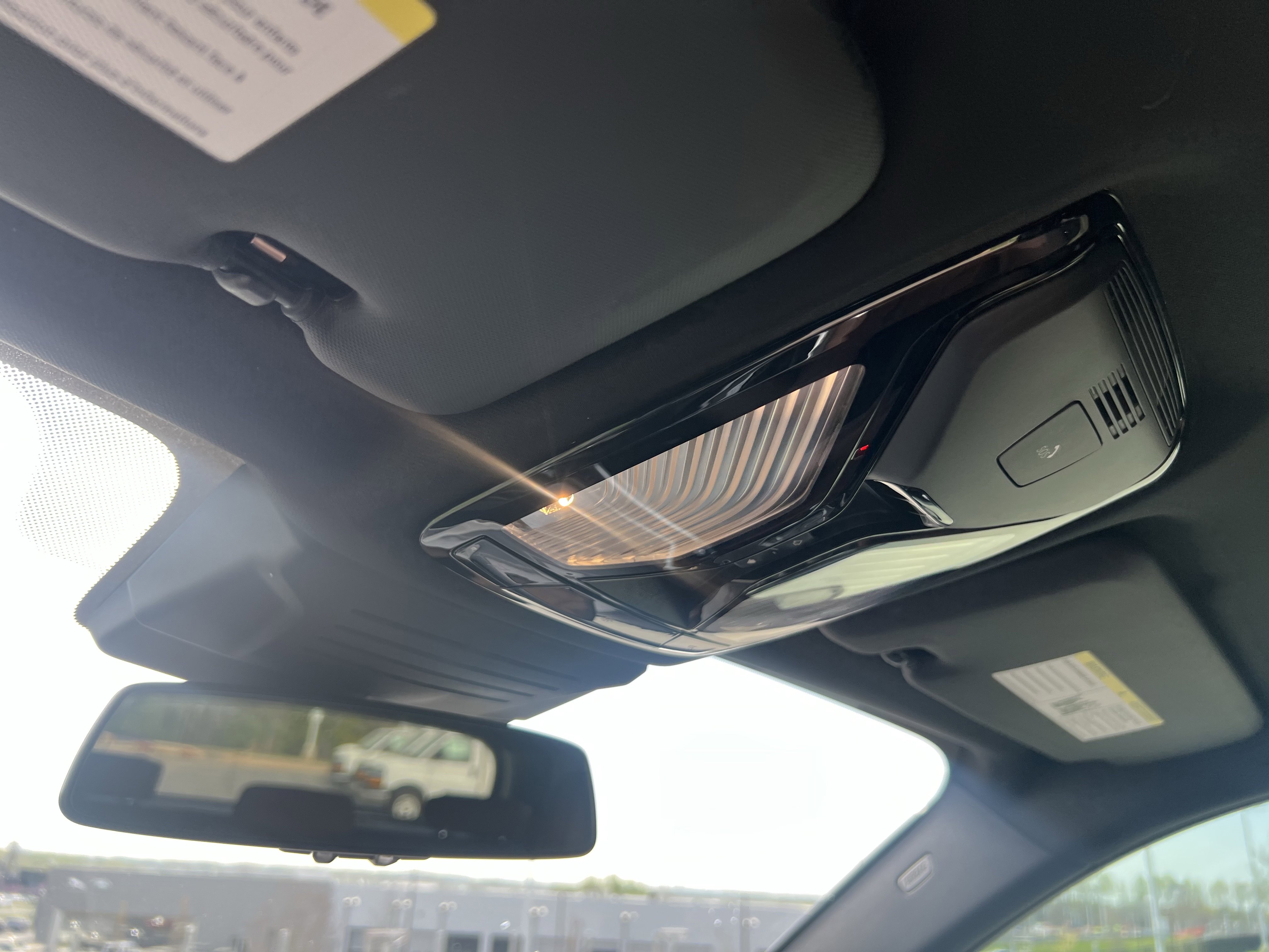 Used 2024 BMW X5 xDrive40i w/ M Sport Package image 24